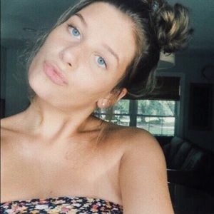 Meet your Posher, Madelyn